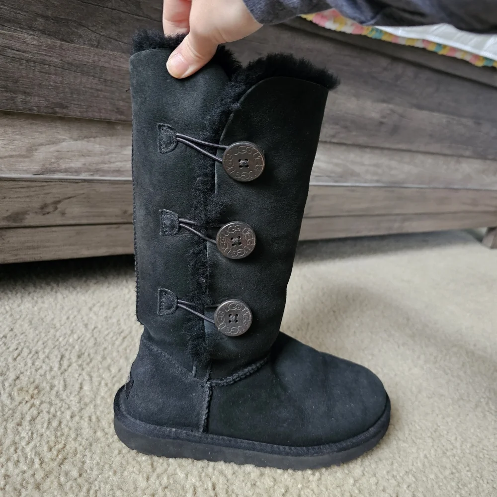 UGG excellent minimal